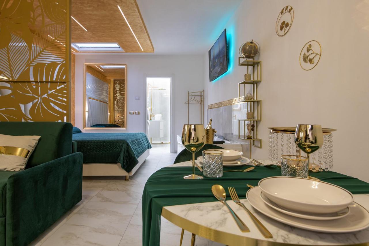 Fashion Apartment Gold Bologna With Jacuzzi & Car Garage Exteriér fotografie