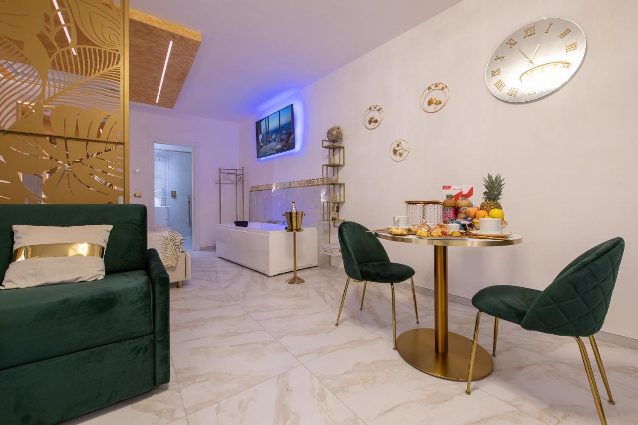 Fashion Apartment Gold Bologna With Jacuzzi & Car Garage Exteriér fotografie