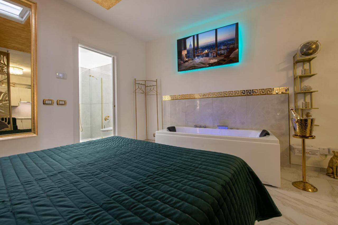 Fashion Apartment Gold Bologna With Jacuzzi & Car Garage Exteriér fotografie